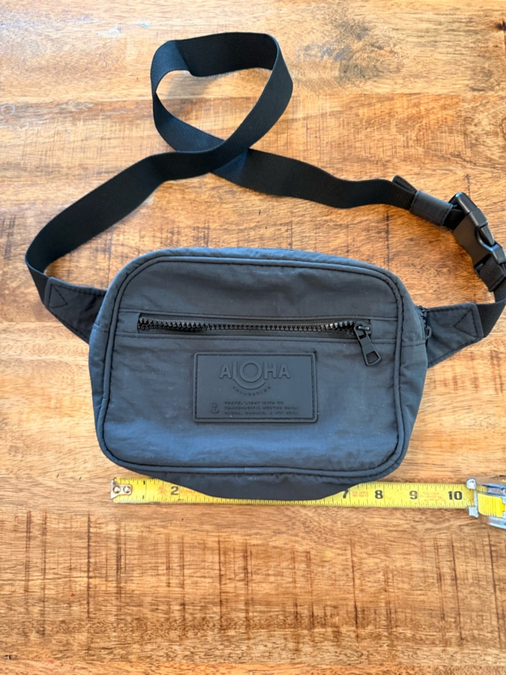 ALOHAS Black Nylon Belt Bag with Zip Pocket